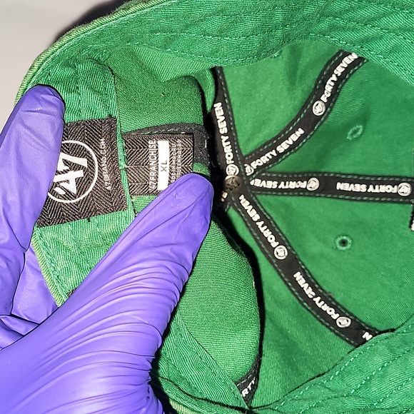 Notre Dame Cap - Picture 3 of 4